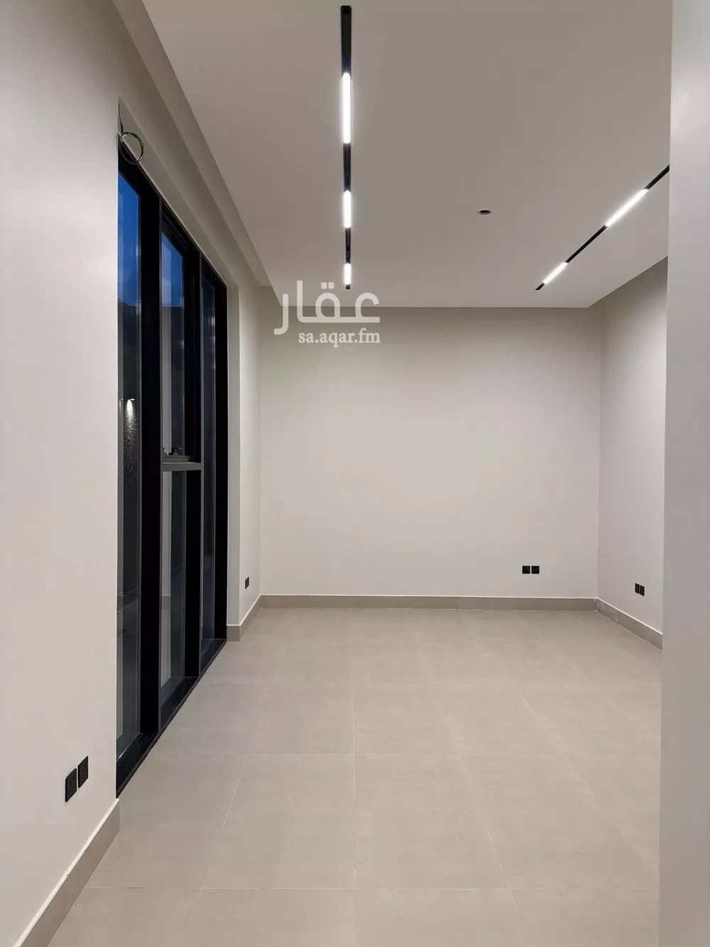 فيلا 5 غرف في النرجس 5