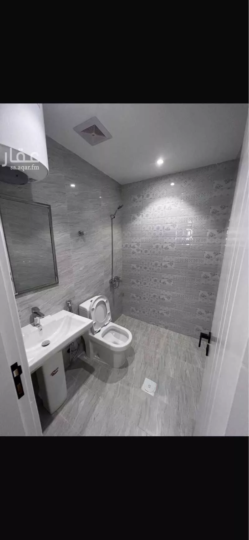 6 bedroom apartment in Az Zuhur, Eastern Province 11