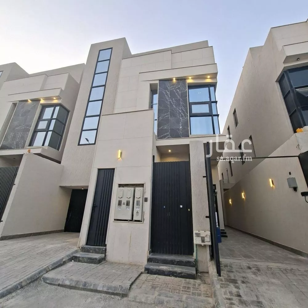 3 bedroom floor in Qurtubah 1