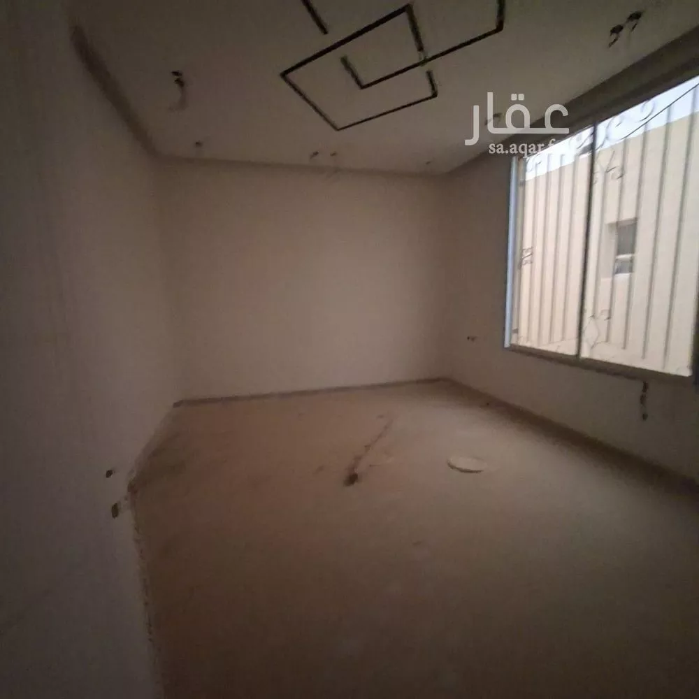 4 bedroom floor in Al Janadriyah 2