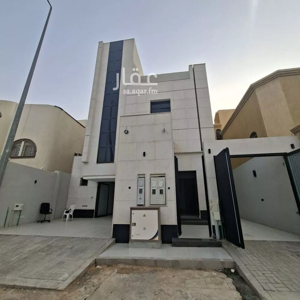 6 bedroom floor in Qurtubah 1