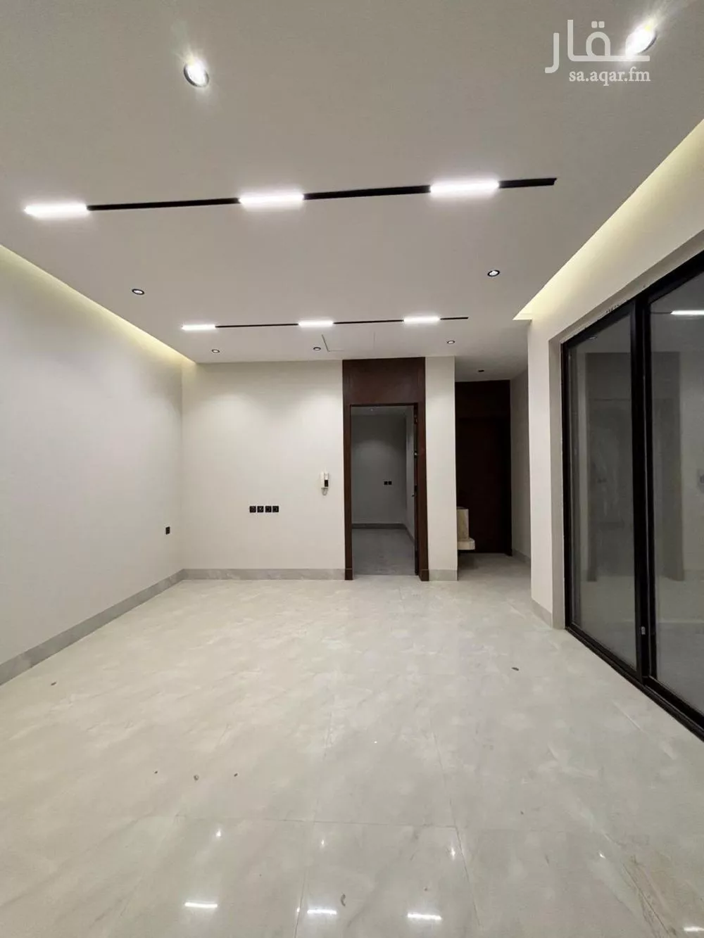 5 bedroom villa in Al Mahdiyyah 4