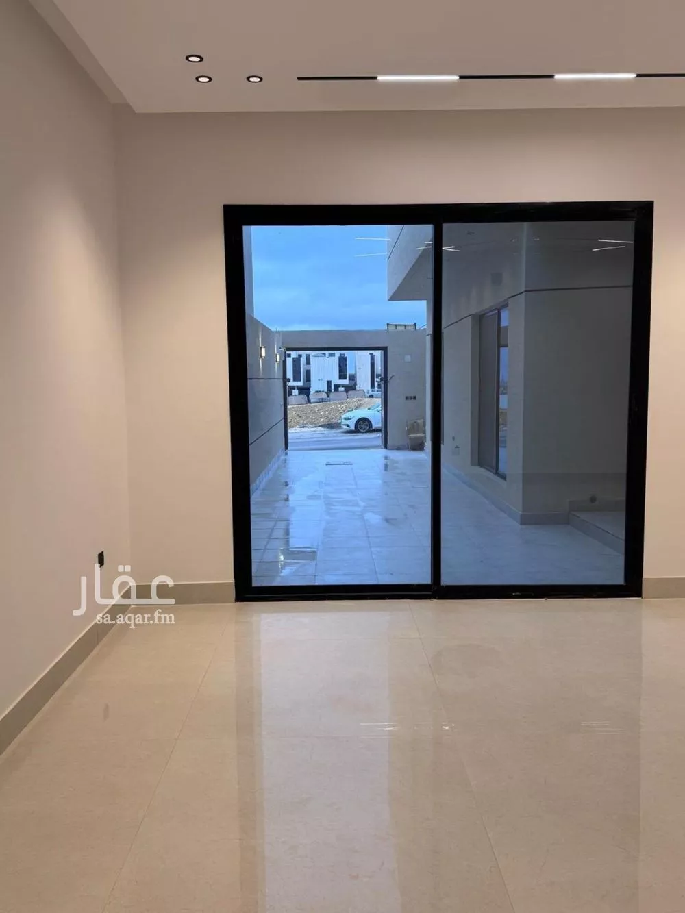 فيلا 4 غرف في المهدية 3