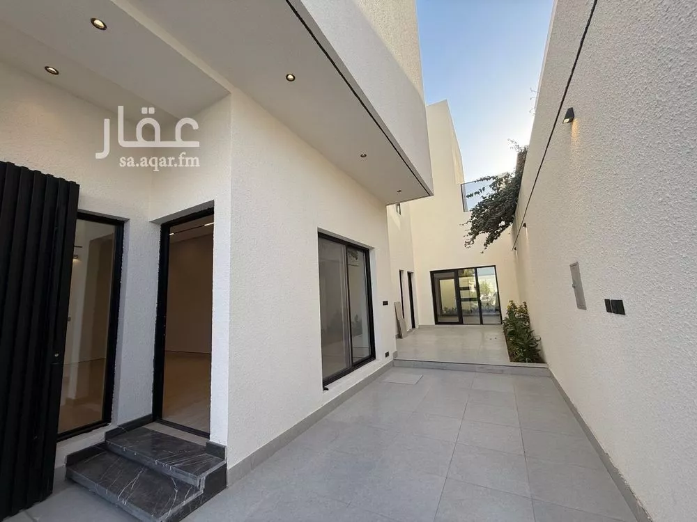 5 bedroom villa in Al Mahdiyyah 5