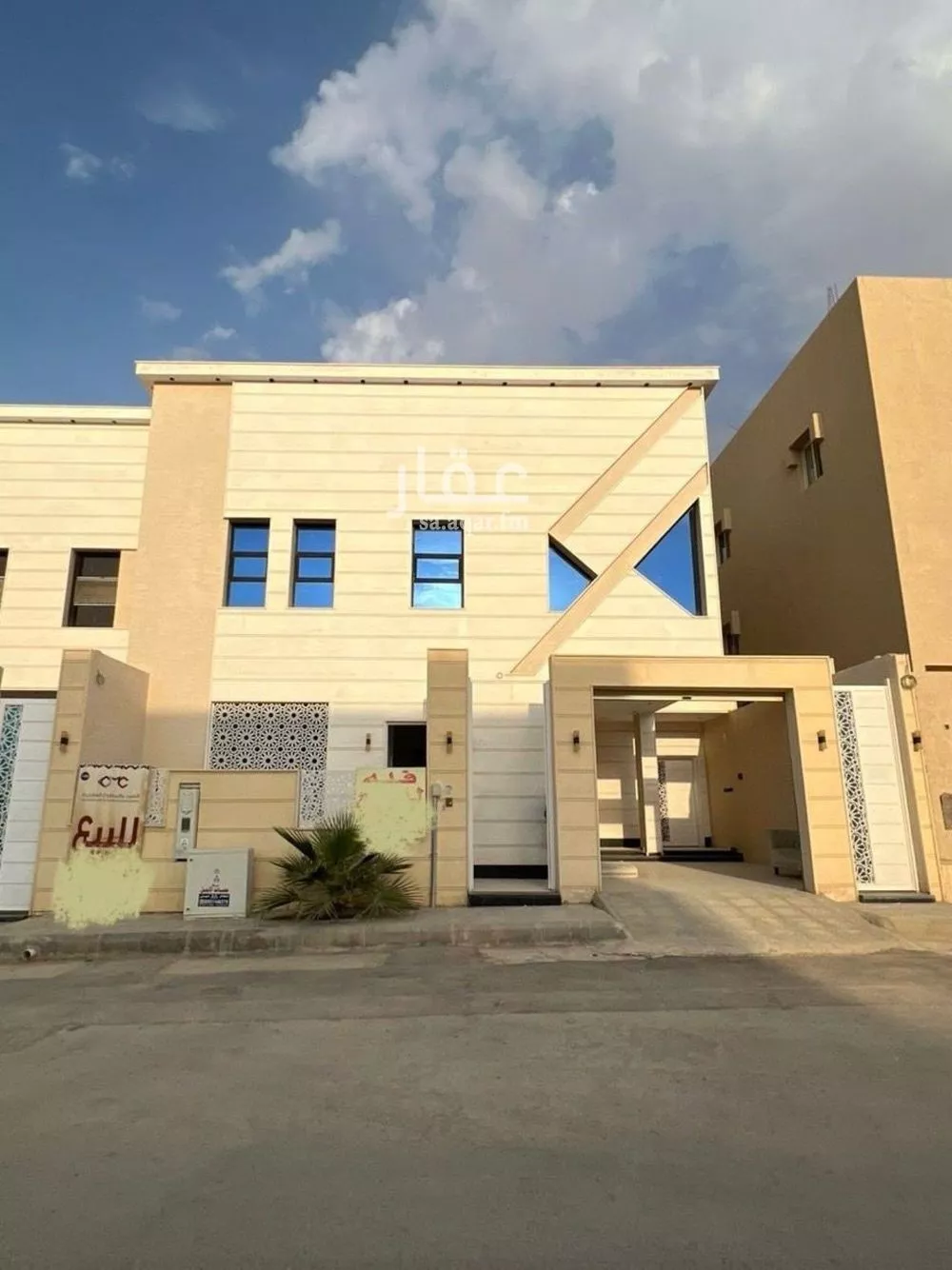 4 bedroom villa in Al Mahdiyyah 1