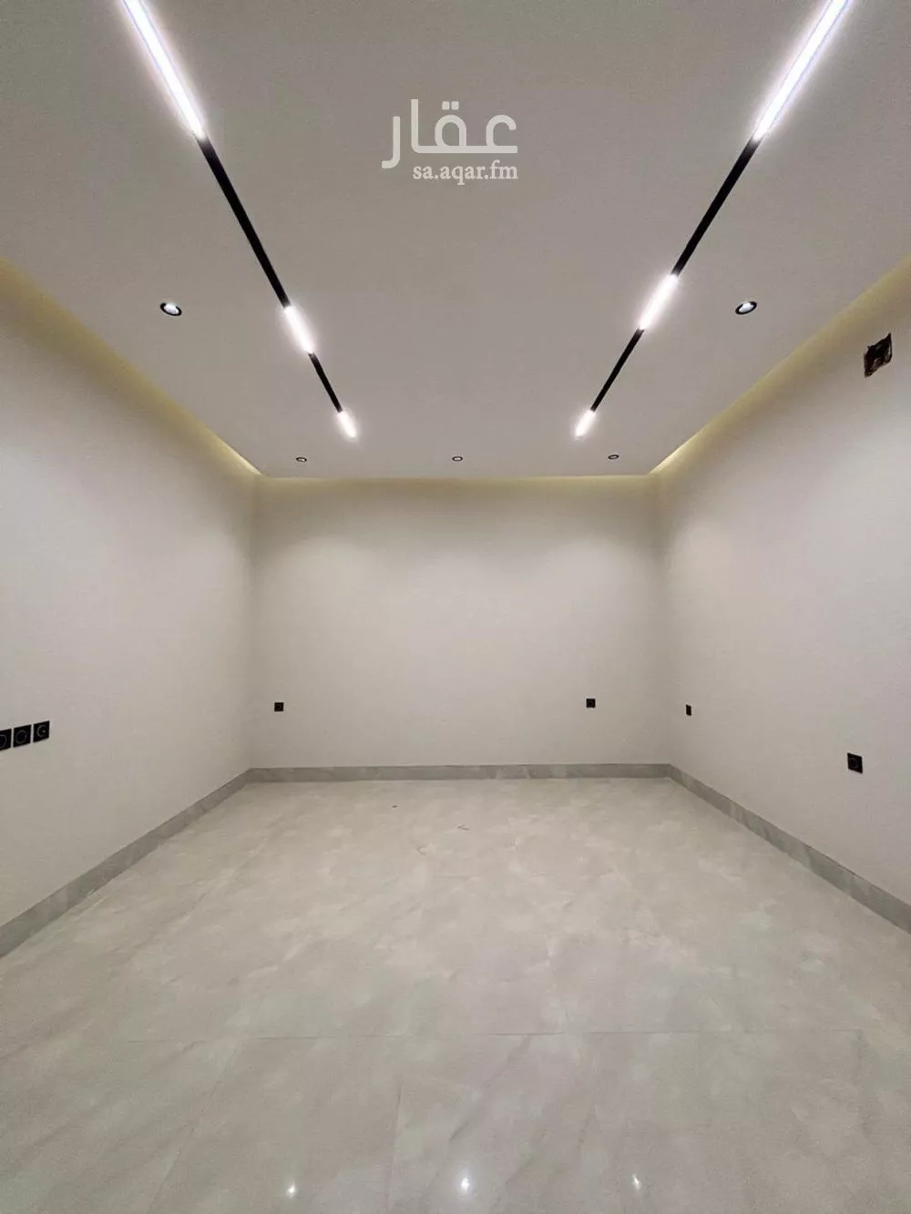 5 bedroom villa in Al Mahdiyyah 3