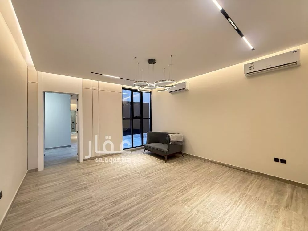 فيلا 6 غرف في المهدية 5