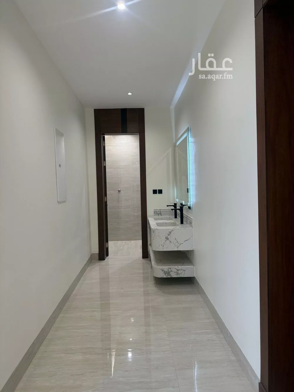 فيلا 6 غرف في المهدية 5