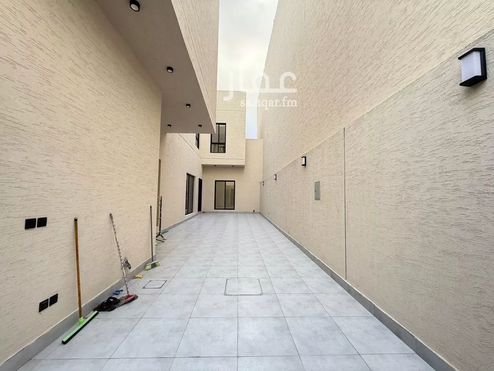 6 bedroom villa in Al Mahdiyyah 5