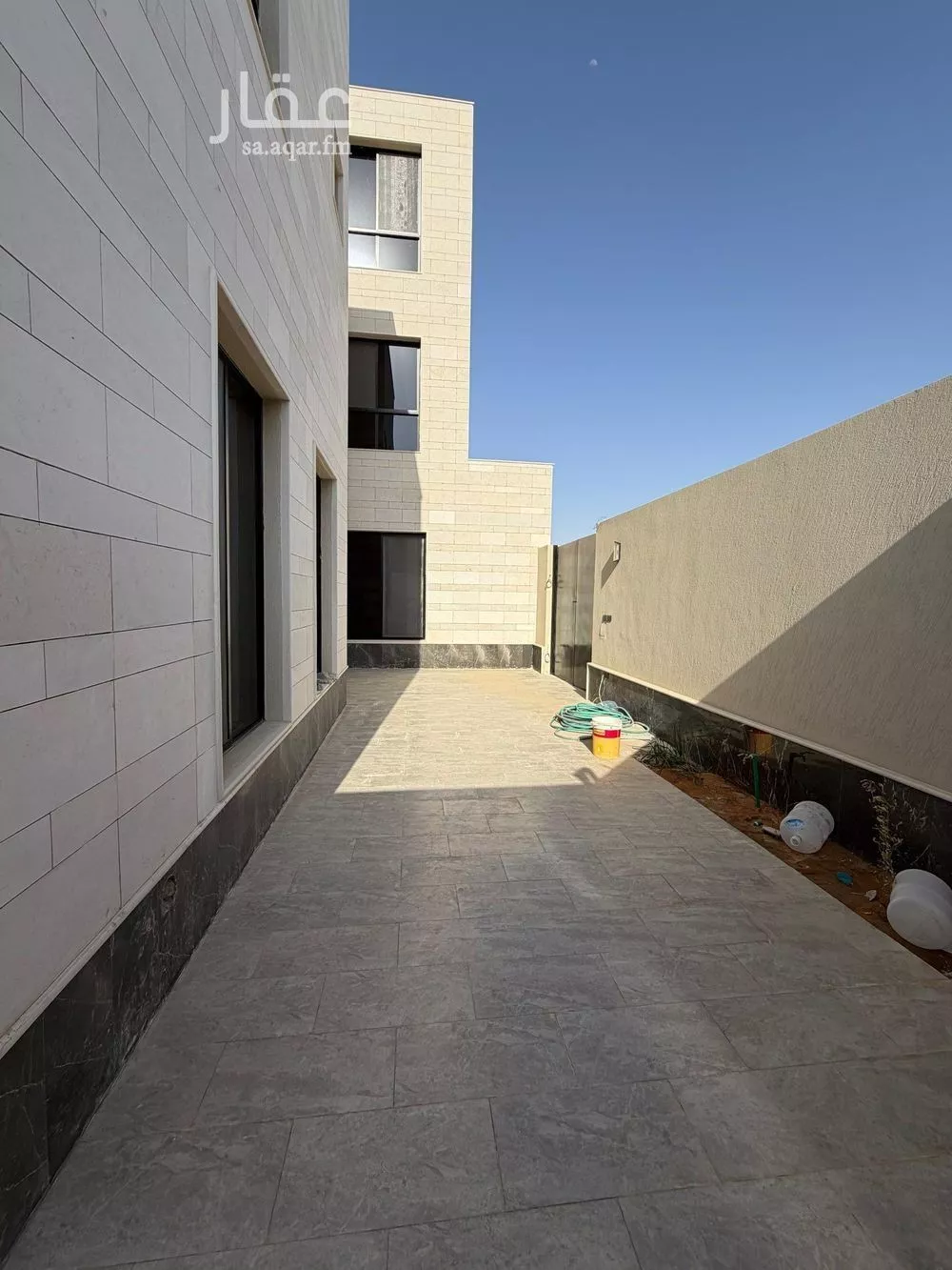 5 bedroom villa in Al Mahdiyyah 2