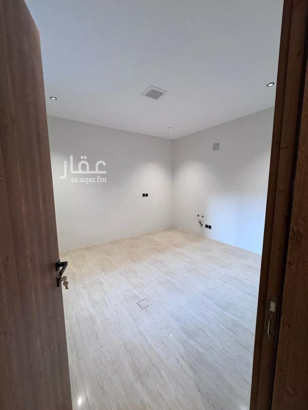 فيلا 5 غرف في المهدية 4