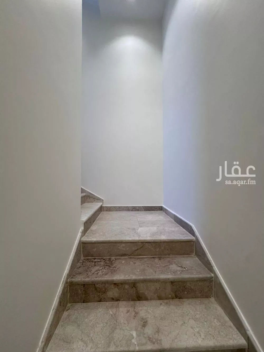 5 bedroom villa in Al Mahdiyyah 3