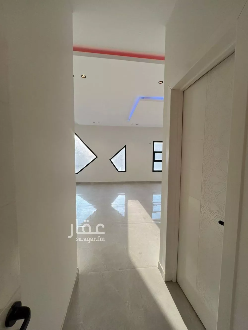 4 bedroom villa in Al Mahdiyyah 3