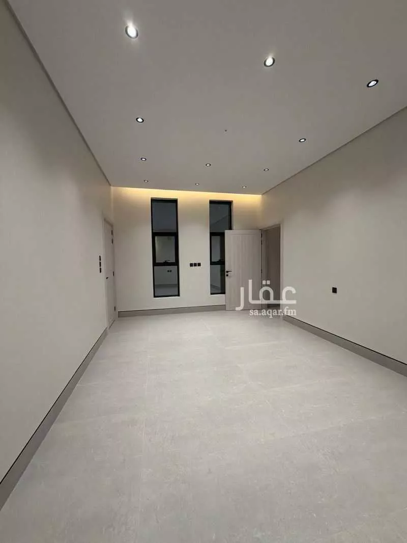 فيلا 9 غرف في طيبة 5