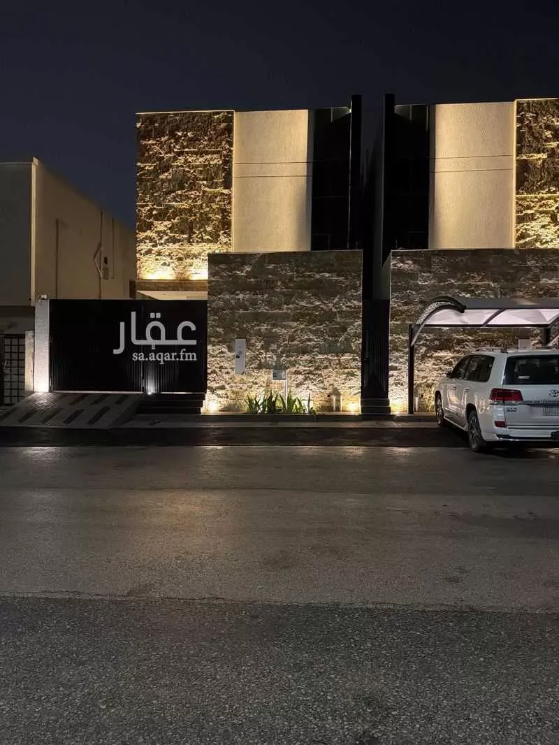 فيلا 9 غرف في طيبة 1