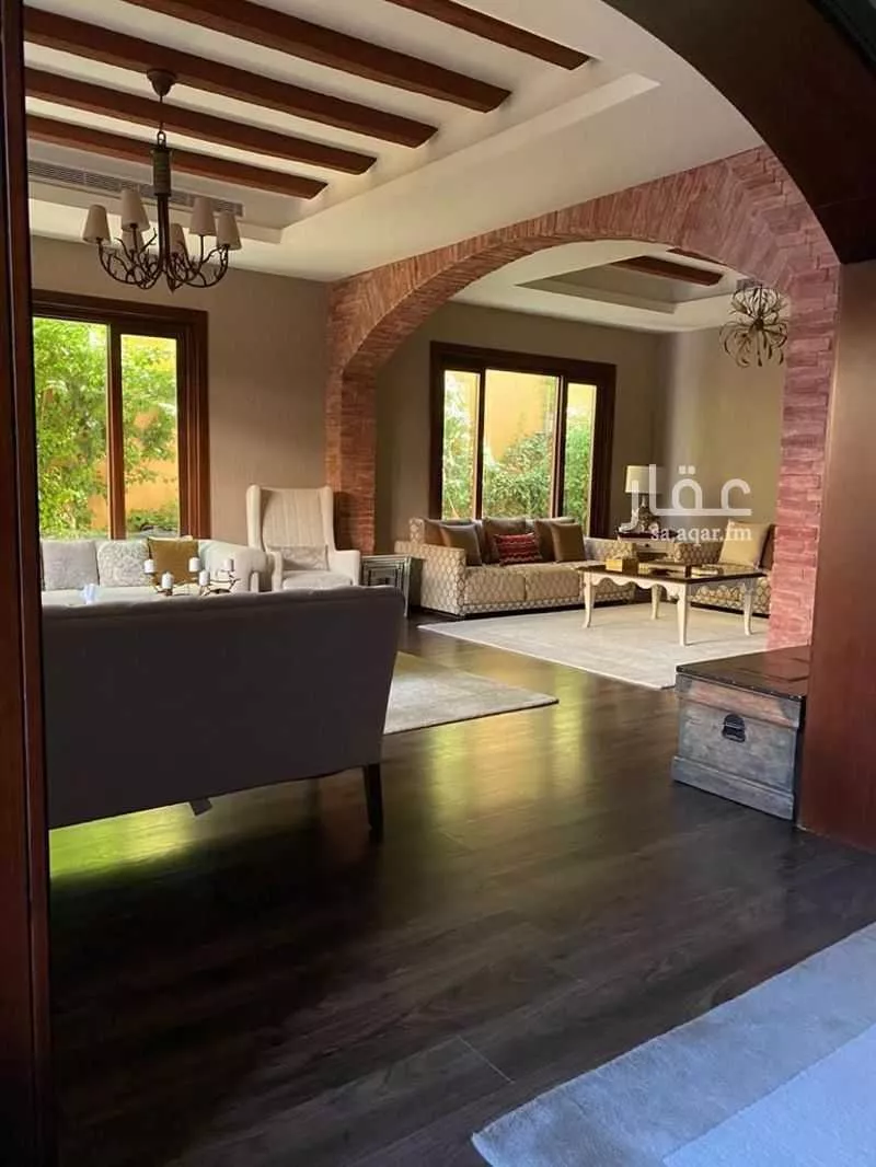 7 bedroom villa in Al Khalidiyyah 4