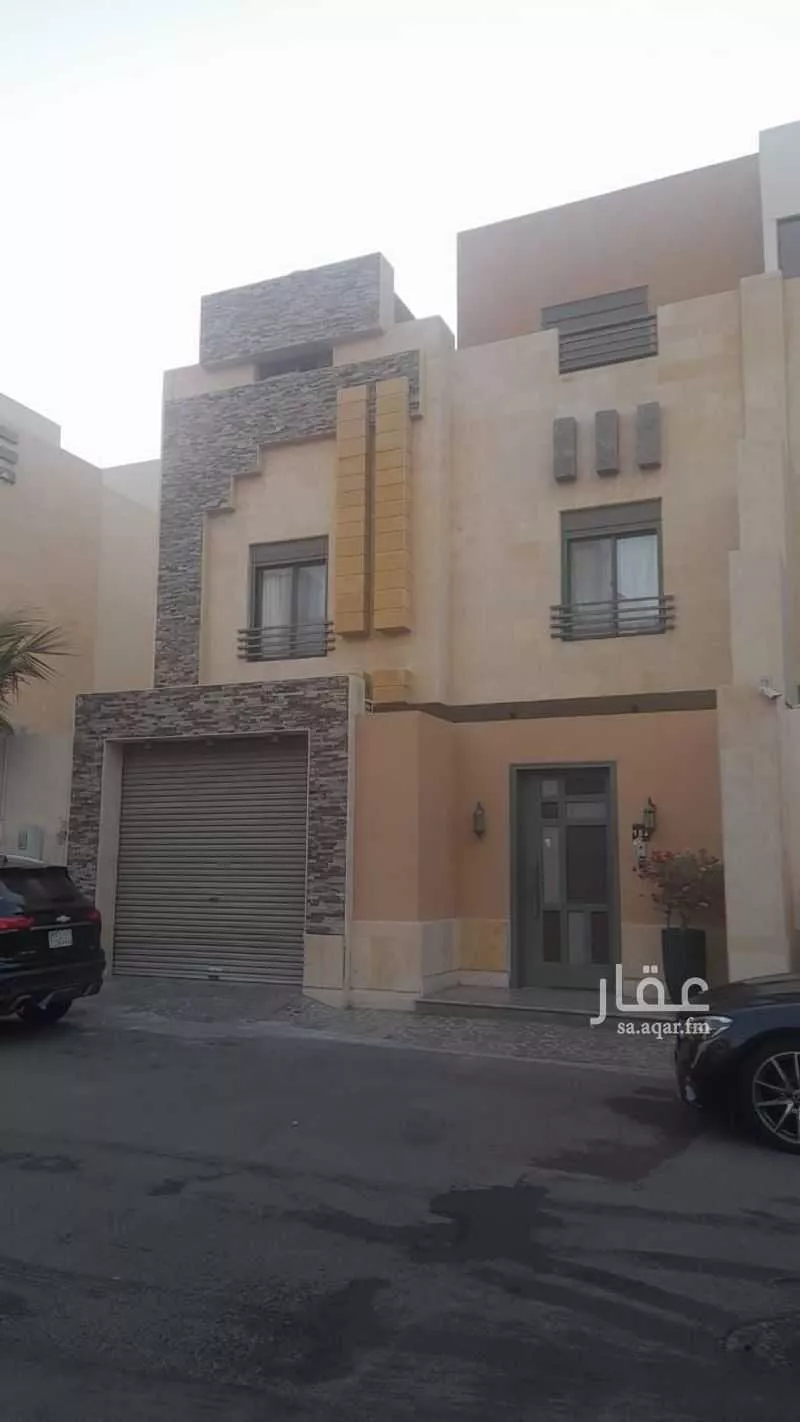 6 bedroom villa in Al Khalidiyyah 3