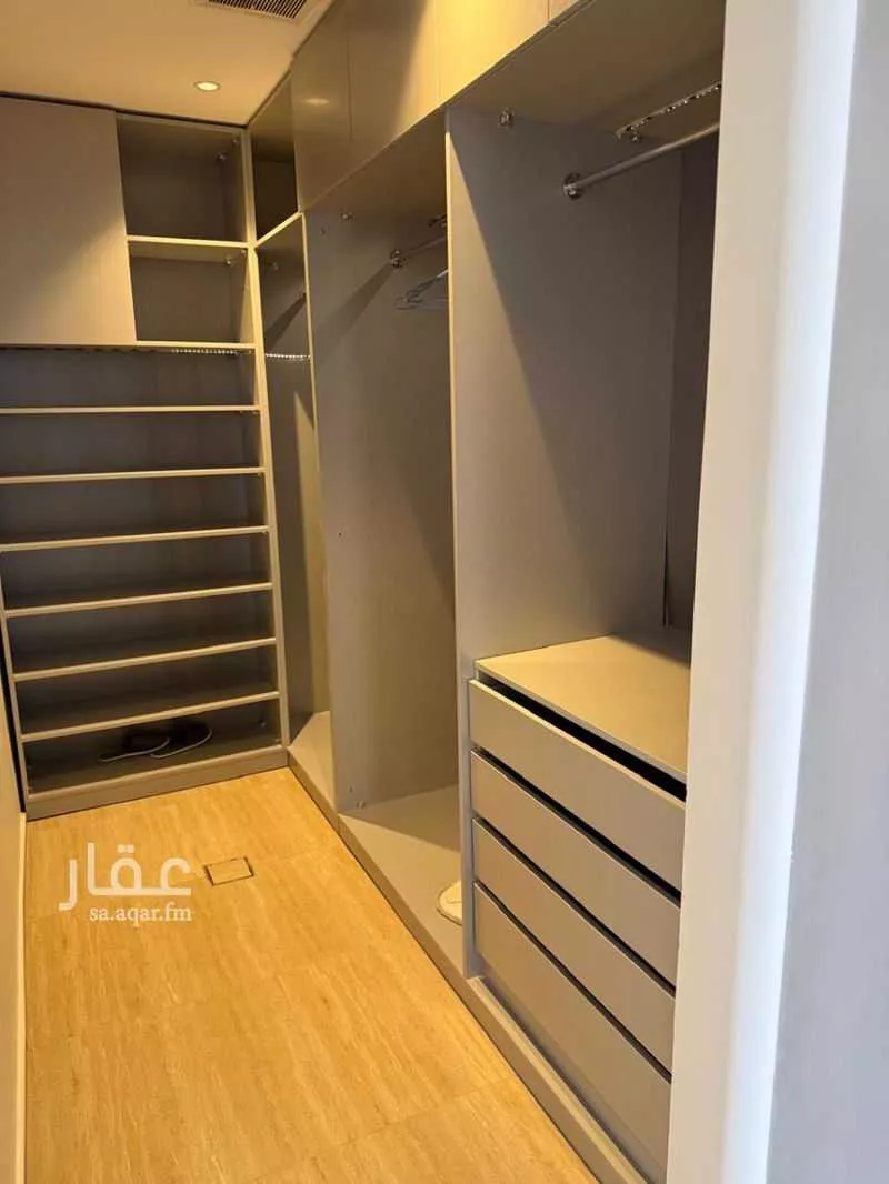 3 bedroom apartment in Irqah, Riyadh 9