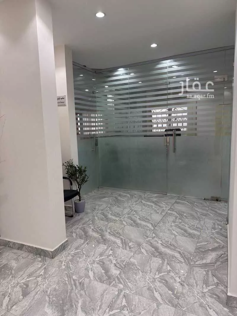 875 sqm office in Ishbiliyah 5