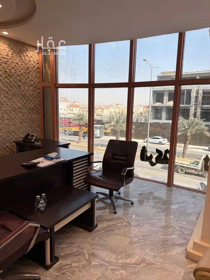 875 sqm office in Ishbiliyah 1