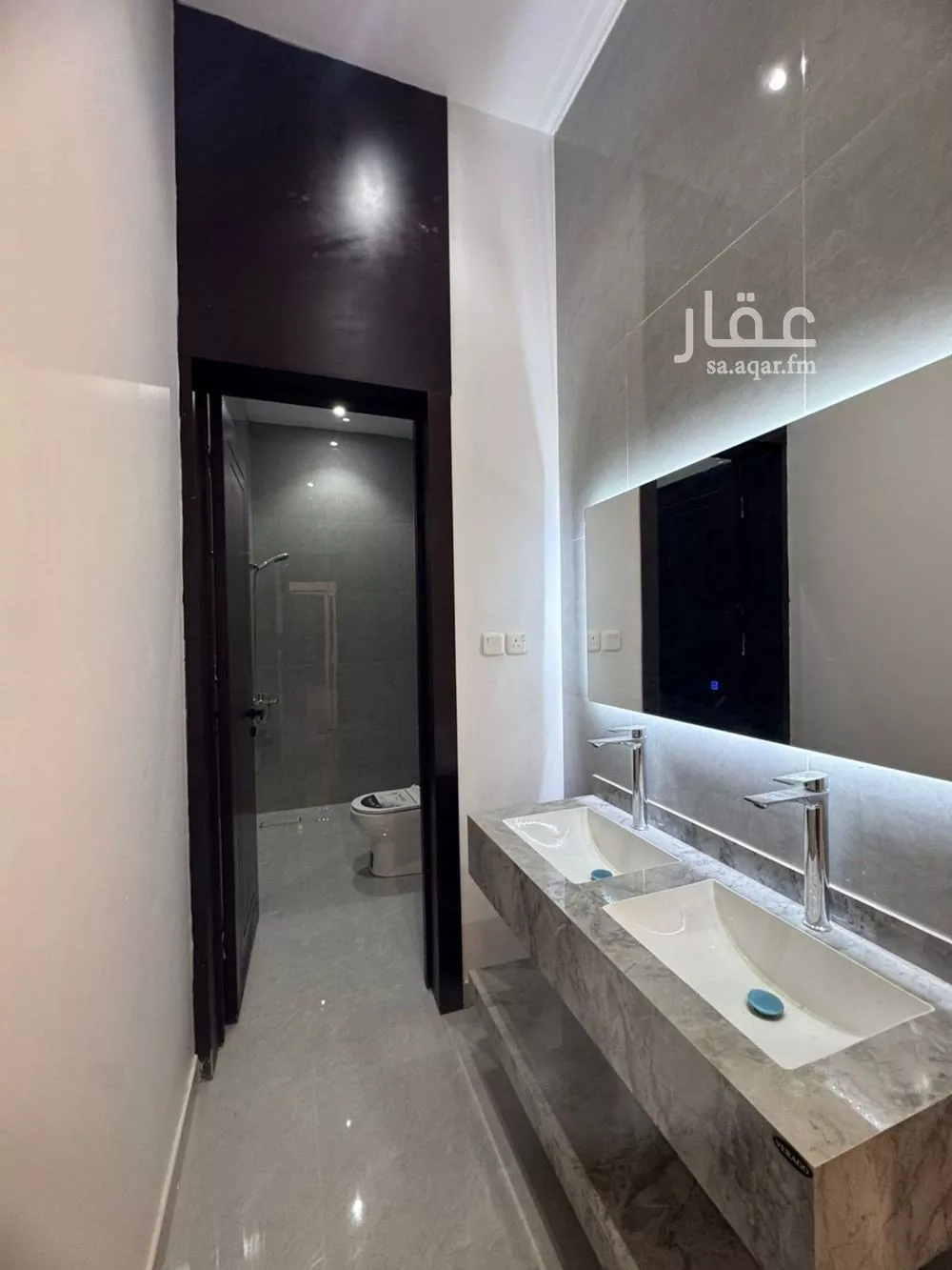 دور 4 غرف في العارض 4