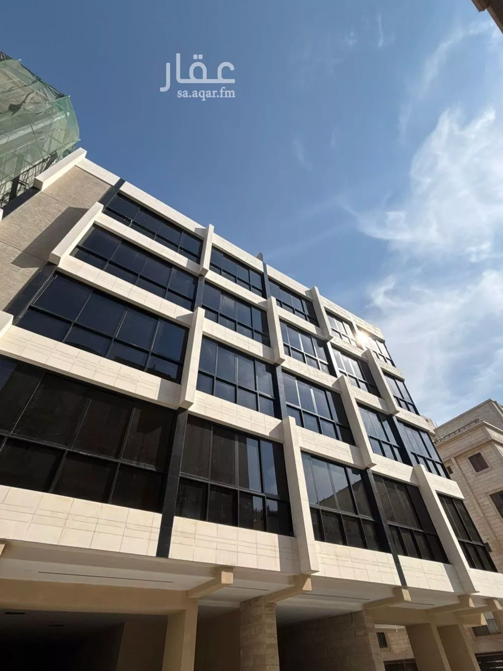 شقة 5 غرف في الزهراء 5