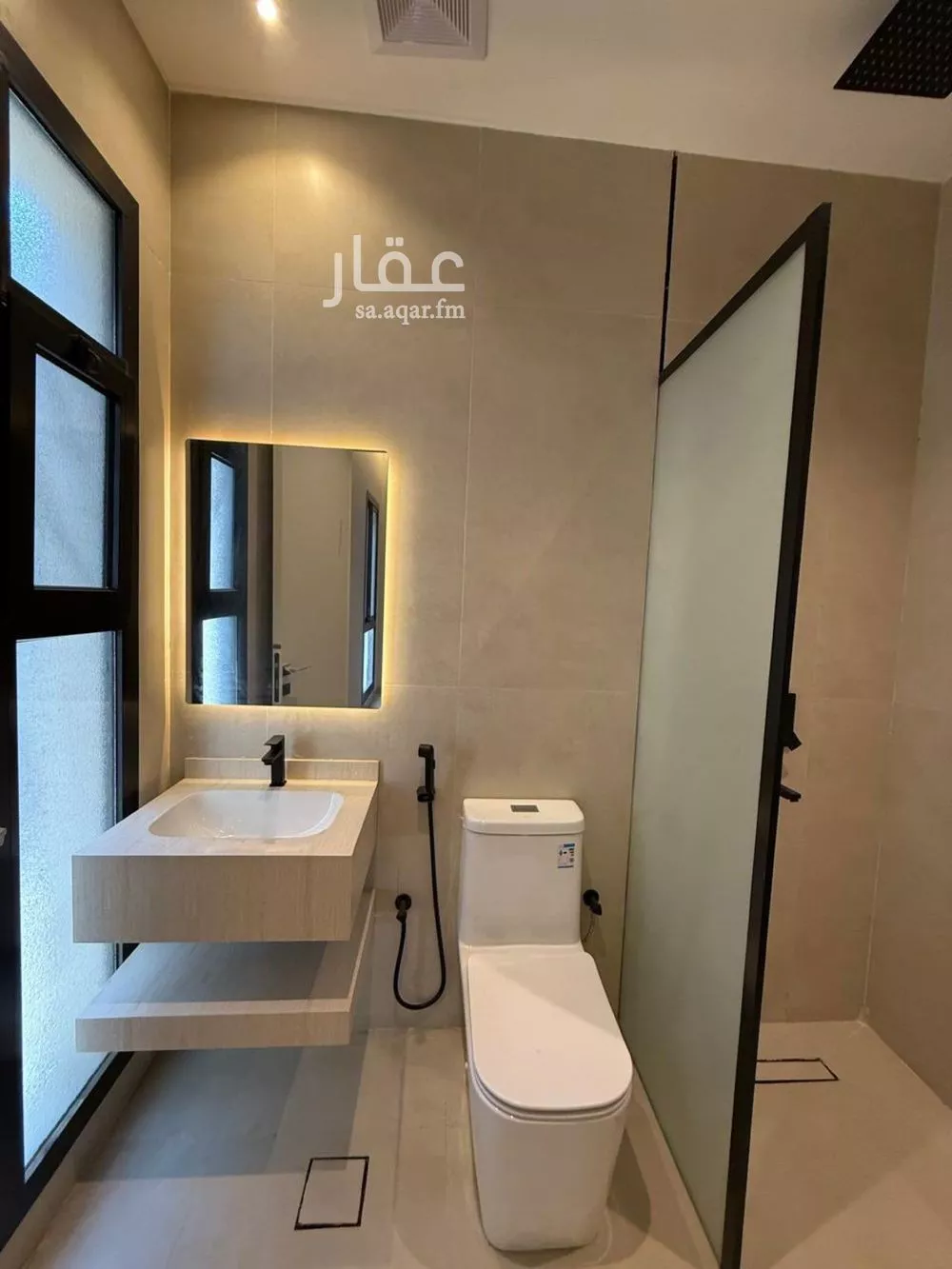 فيلا 5 غرف في الياقوت 4