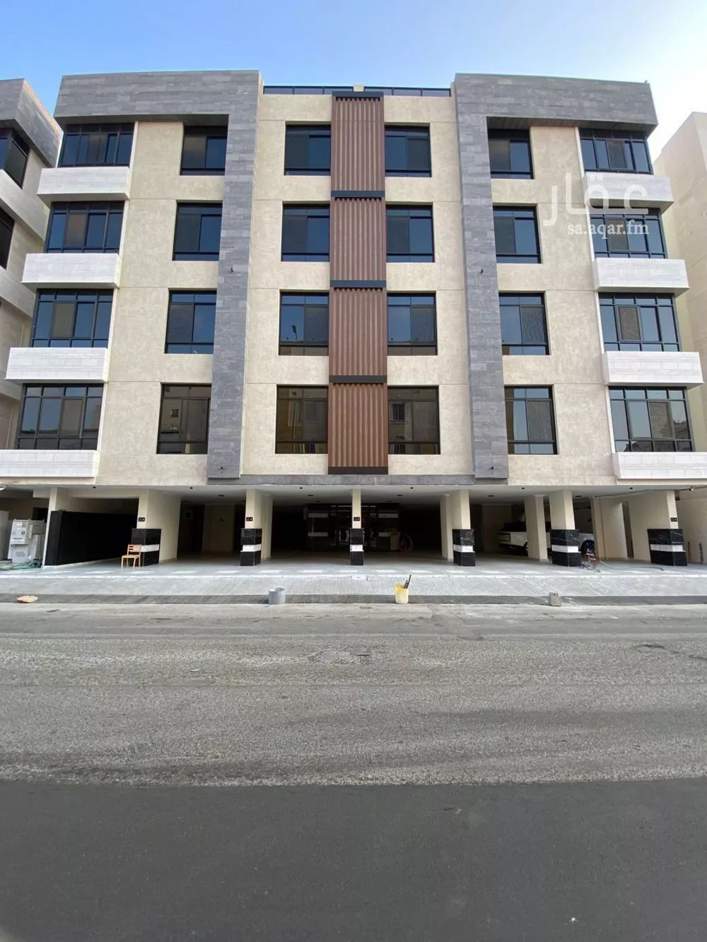 شقة 6 غرف في السلامة 4