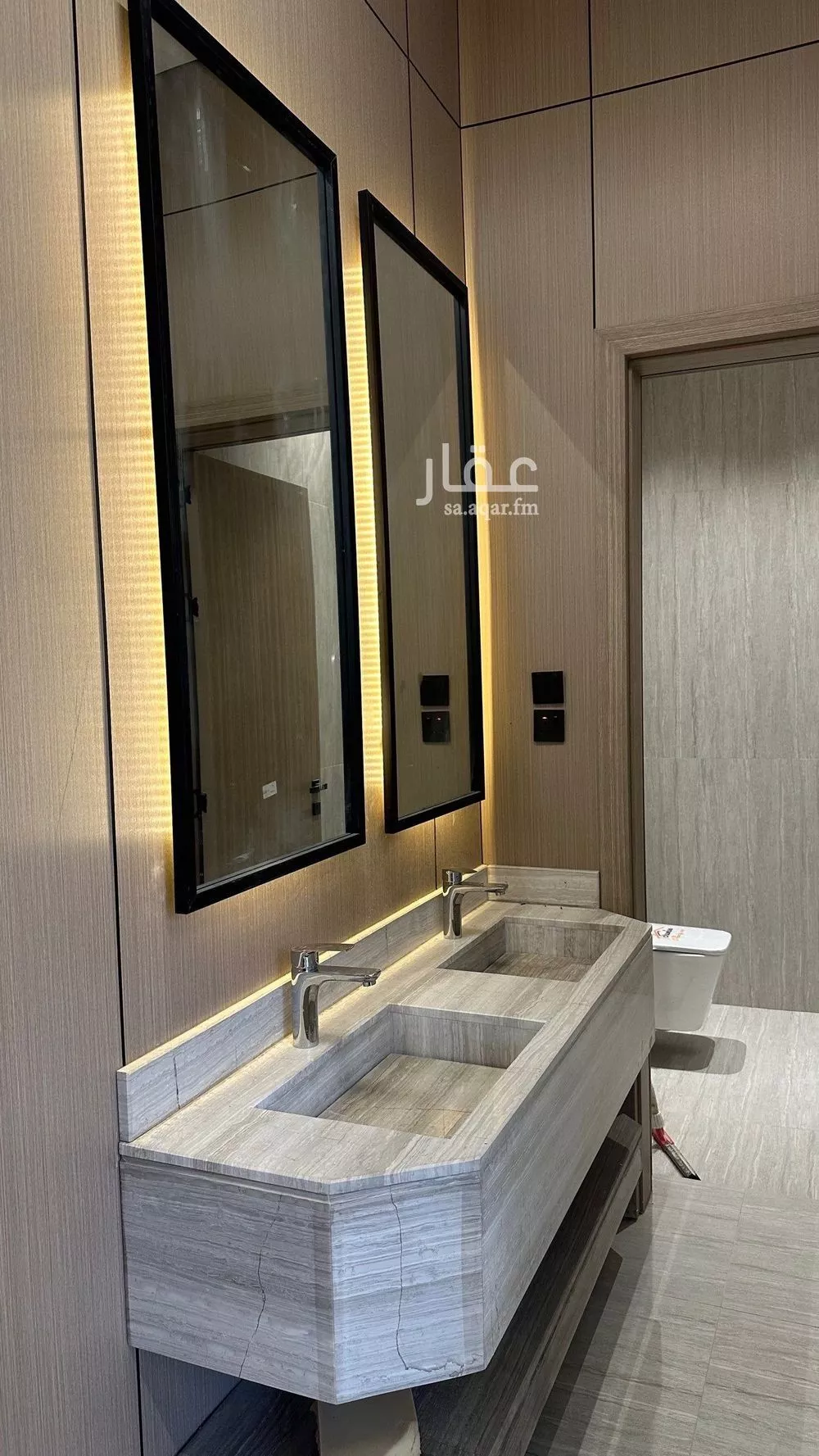 فيلا 6 غرف في المهدية 5