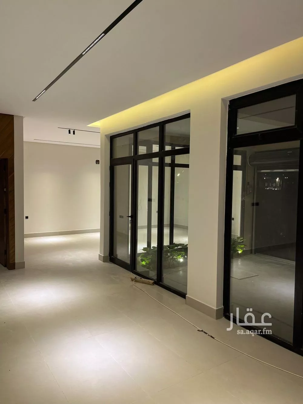 فيلا 6 غرف في المهدية 5