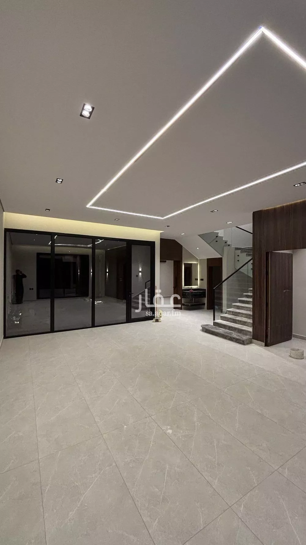 فيلا 6 غرف في المهدية 5