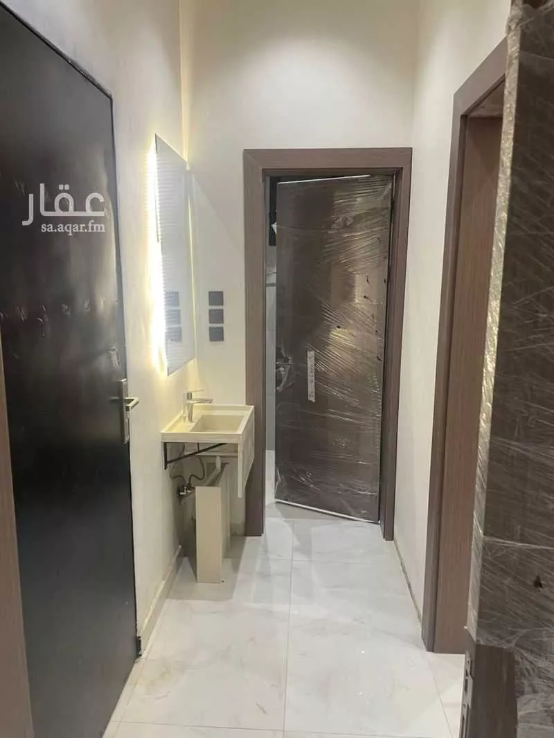 4 bedroom apartment in Al Janadriyah 1