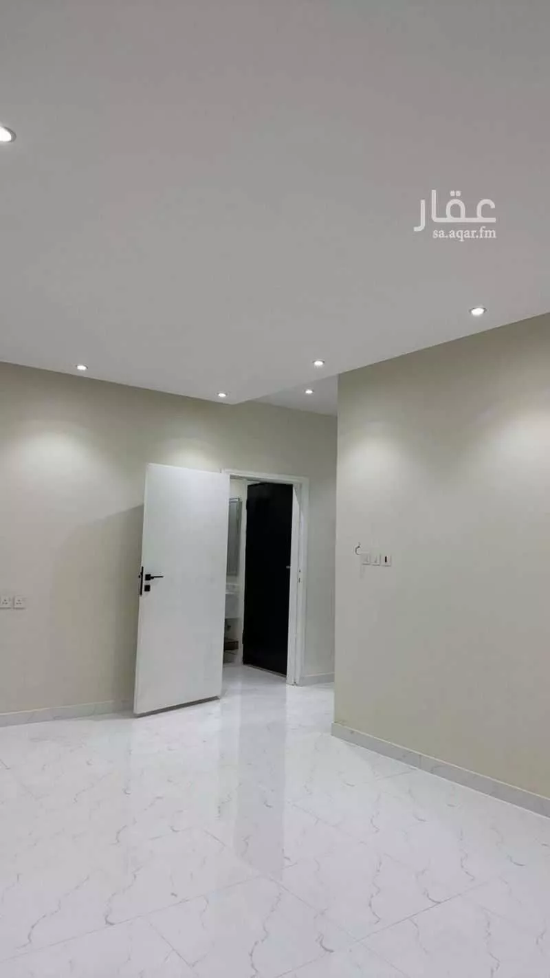 شقة 3 غرف في الرمال 4