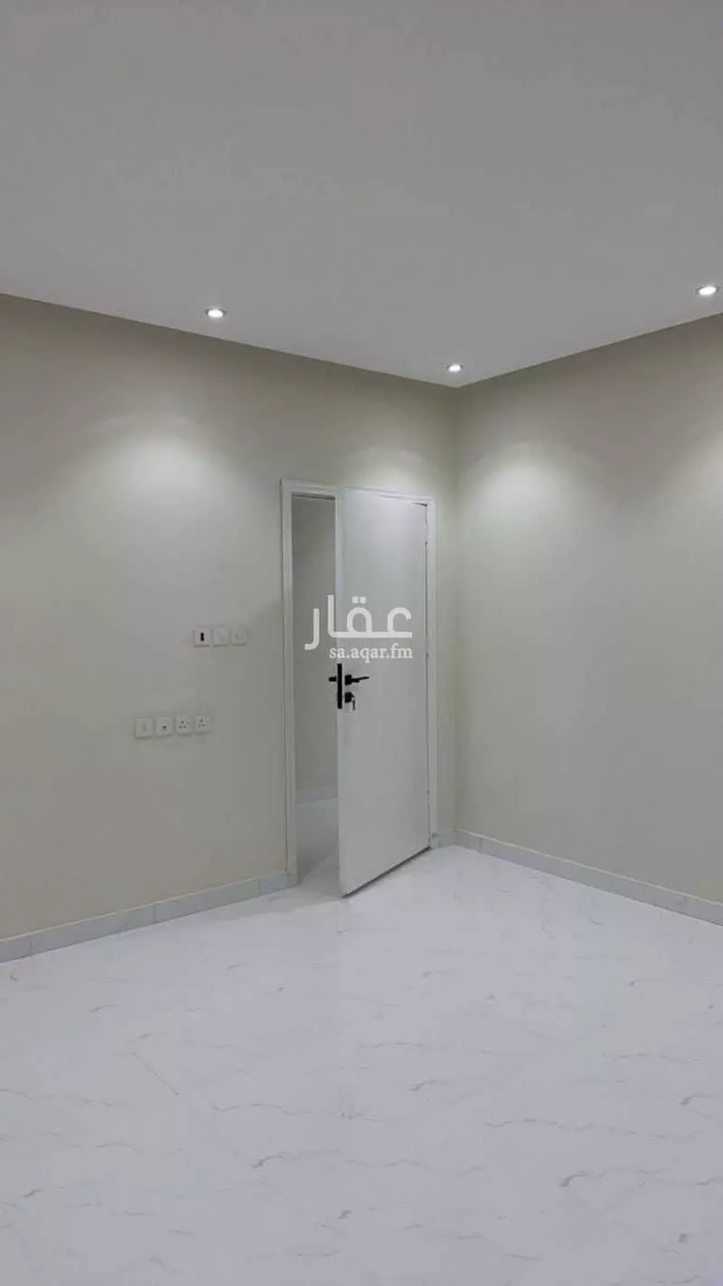 شقة 3 غرف في الرمال 2