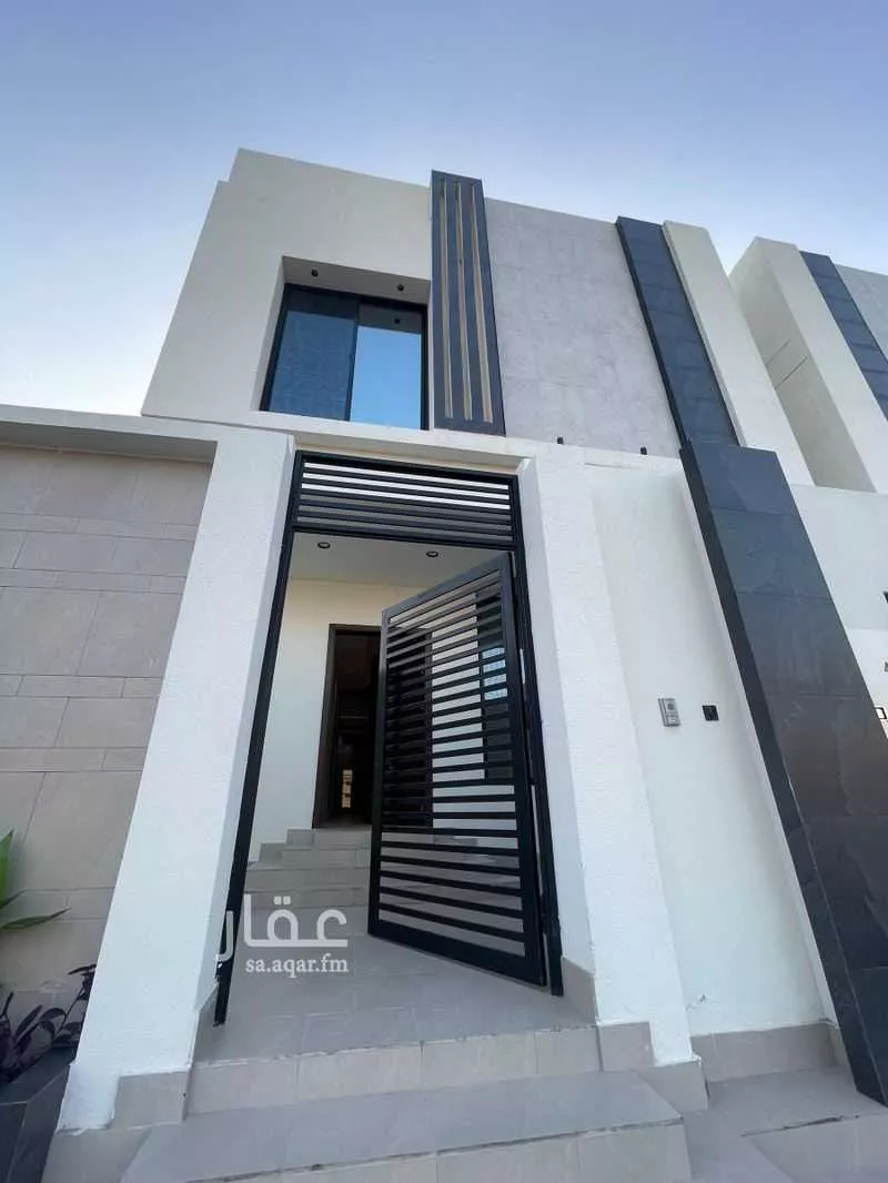 فيلا 5 غرف في الشراع 4