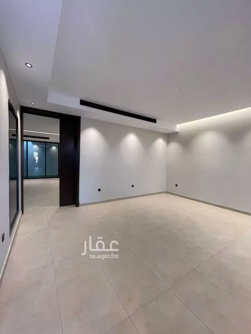 فيلا 5 غرف في الشراع 2