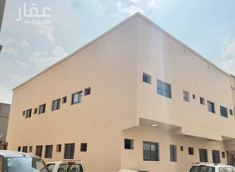 24 bedroom building in Umm Al Hamam Al Sharqi, Riyadh 8