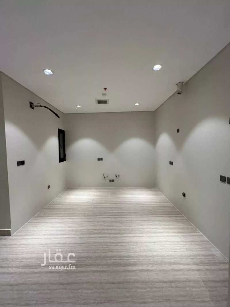 شقة 3 غرف في الحمرا 5