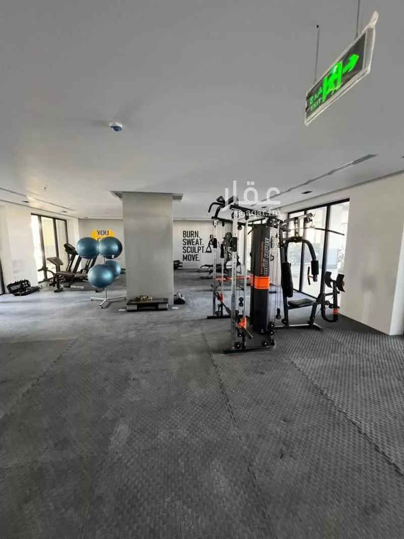 شقة 3 غرف في الحمرا 4