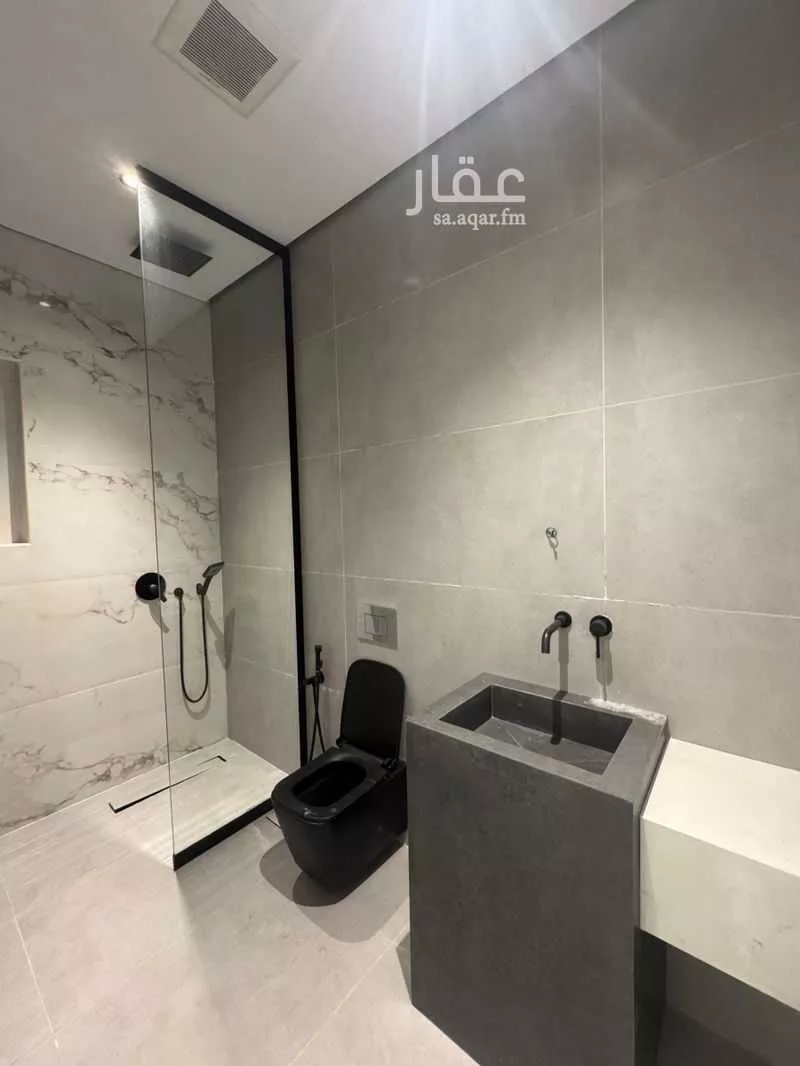 شقة 5 غرف في الصوارى 4