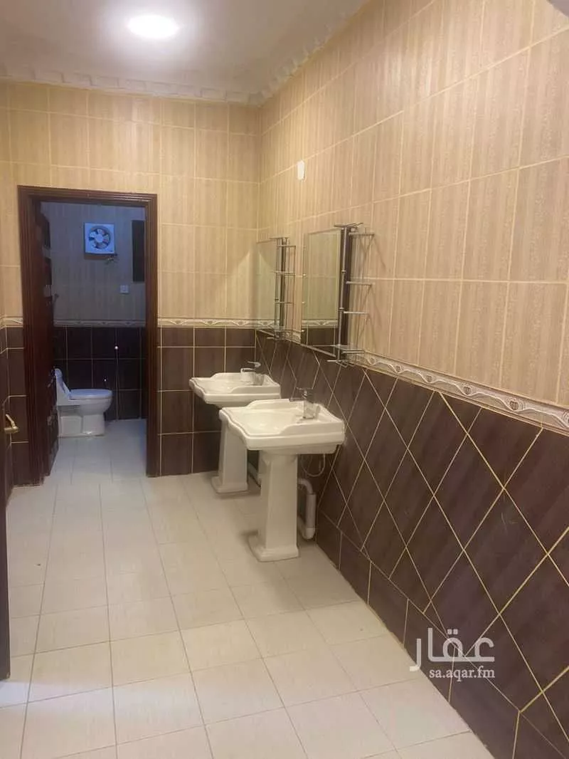 فيلا 6 غرف في عكاظ 4