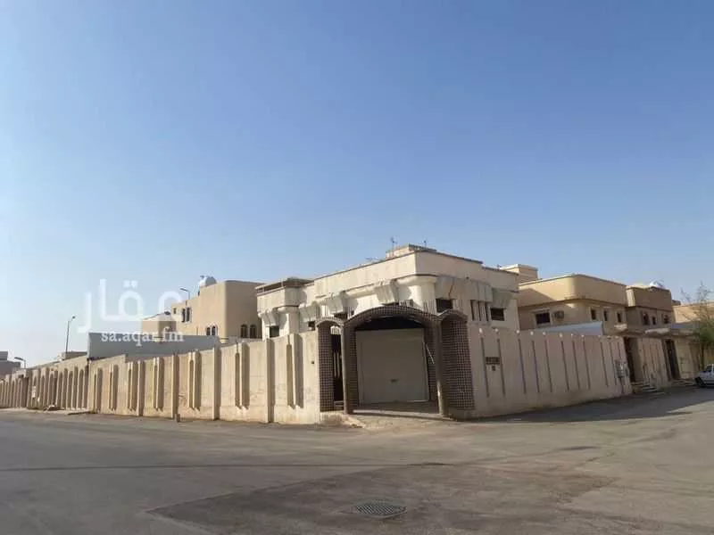 فيلا 6 غرف في عكاظ 1