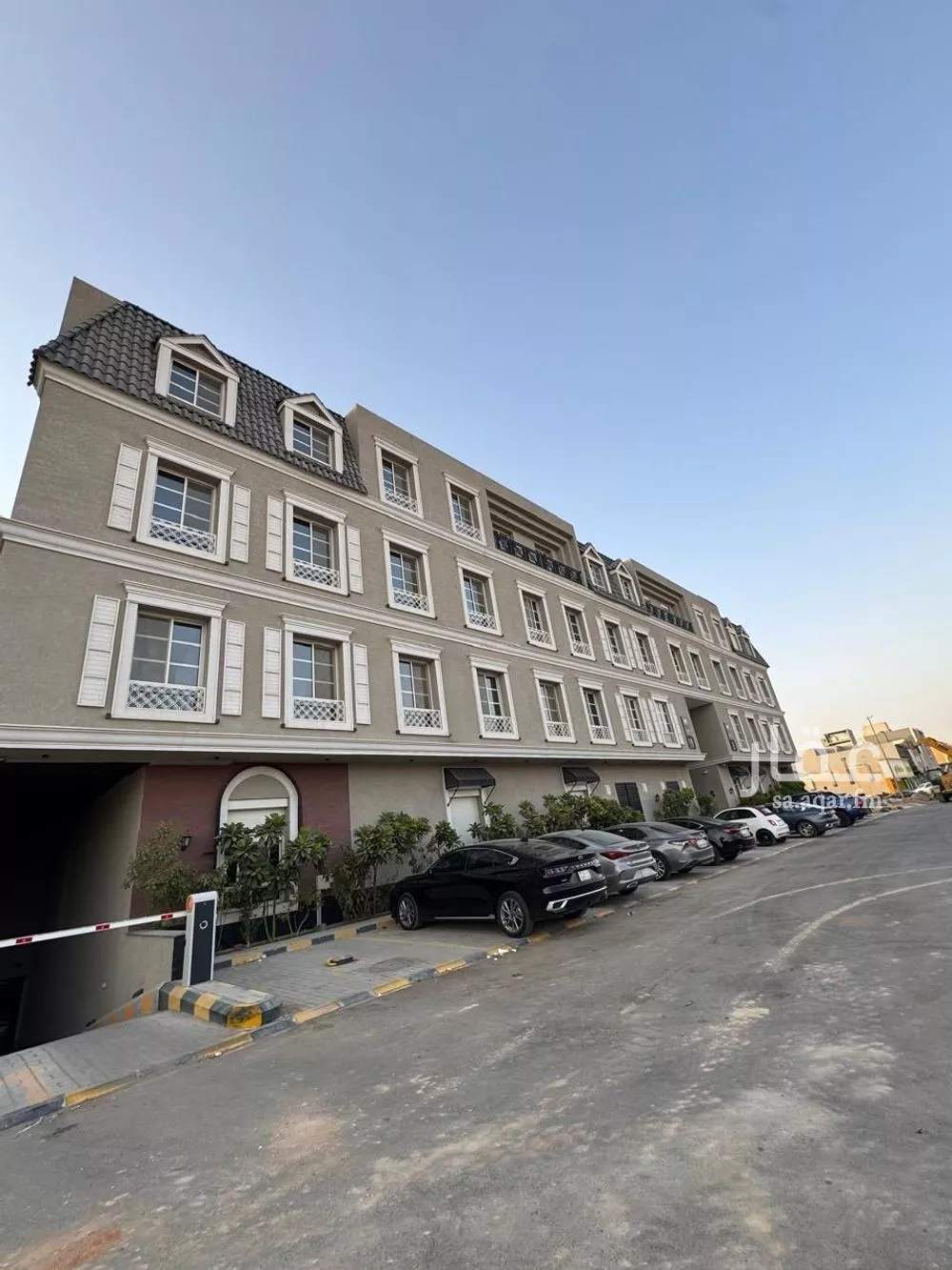 3 bedroom apartment in Al Narjis 2