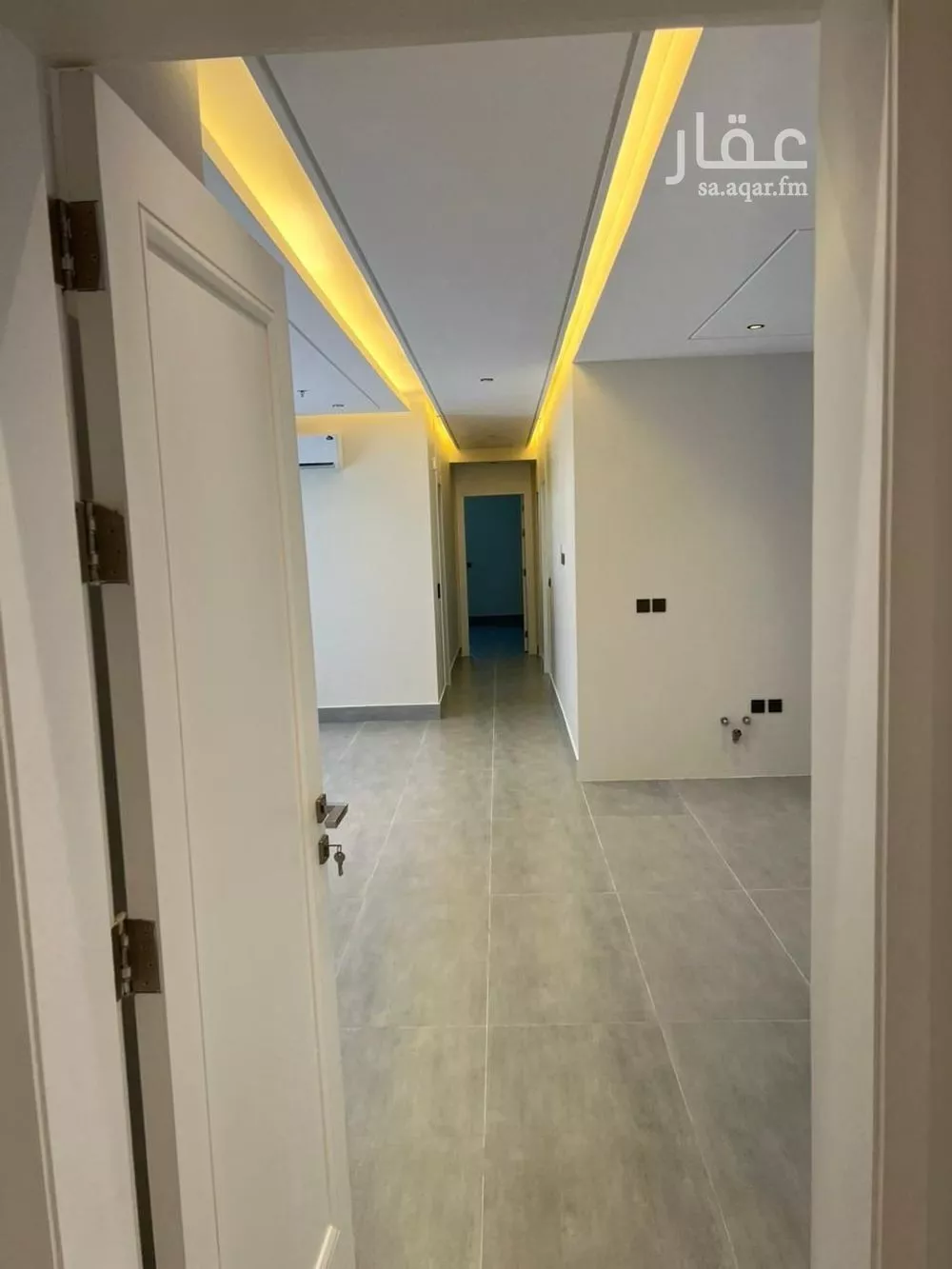 شقة 4 غرف في الرمال 2