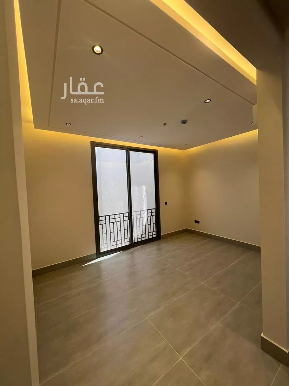 شقة 4 غرف في الرمال 4