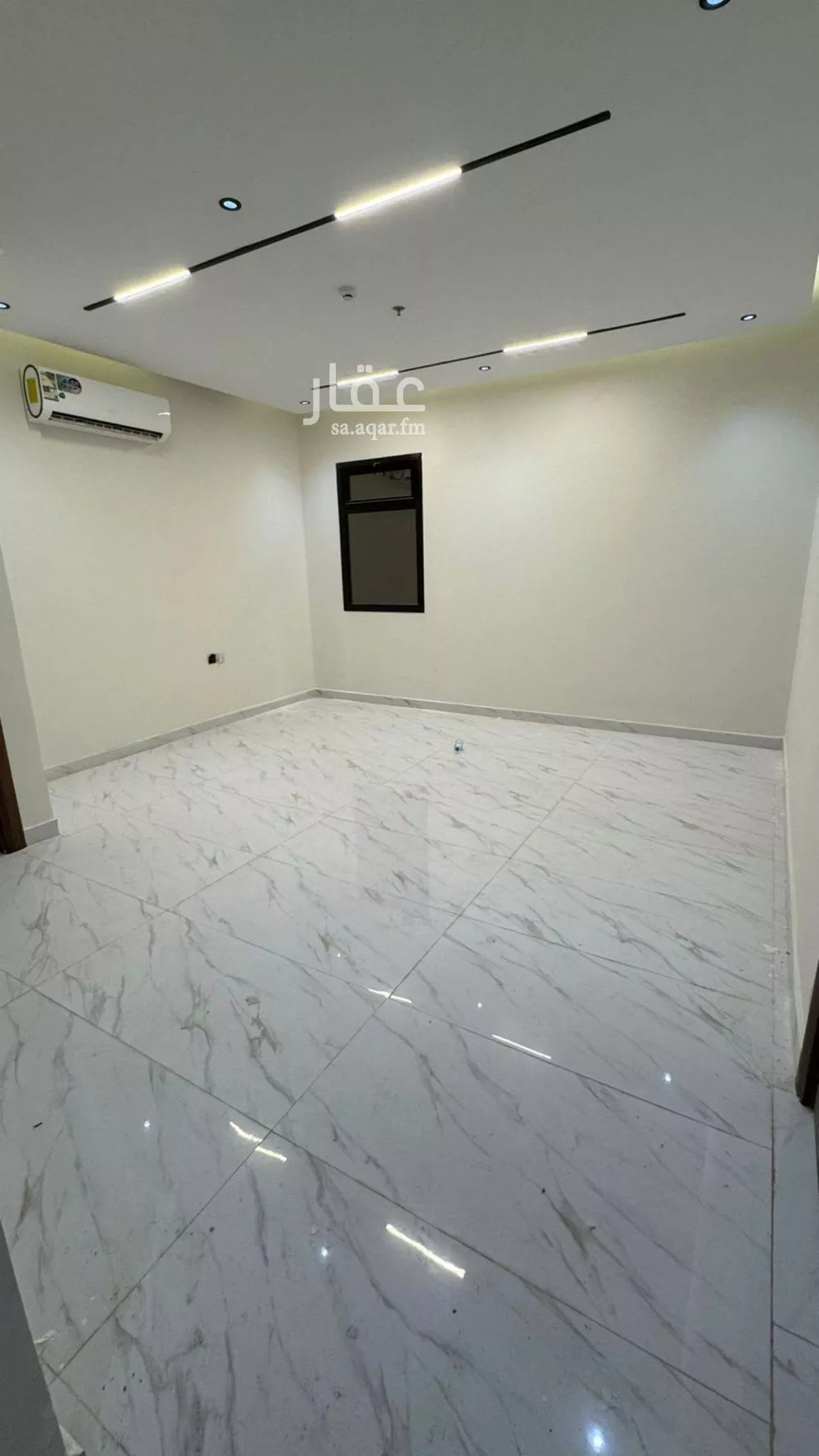 شقة 3 غرف في الرمال 4