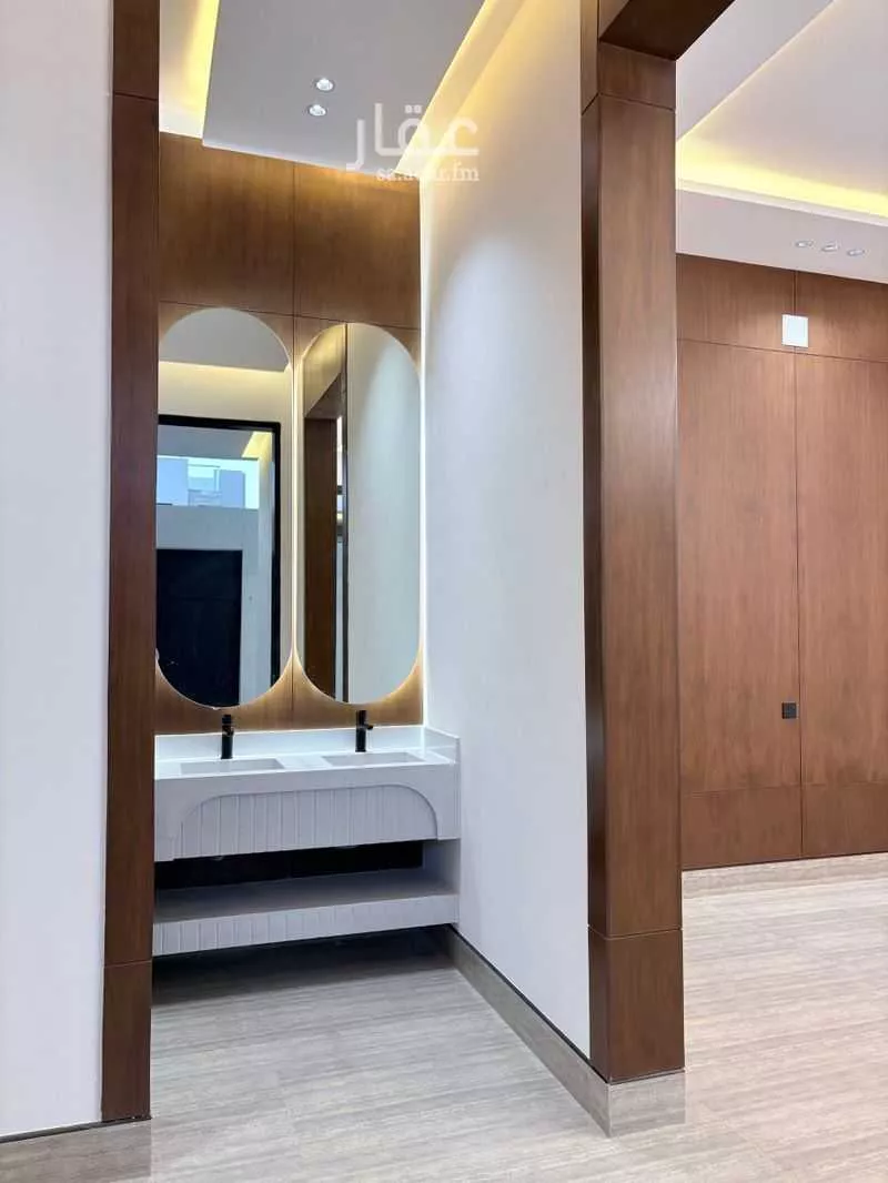 فيلا 6 غرف في المهدية 5