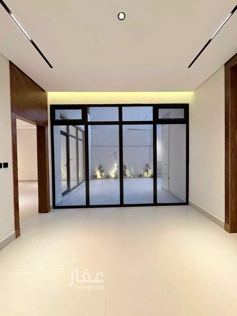 فيلا 6 غرف في المهدية 5