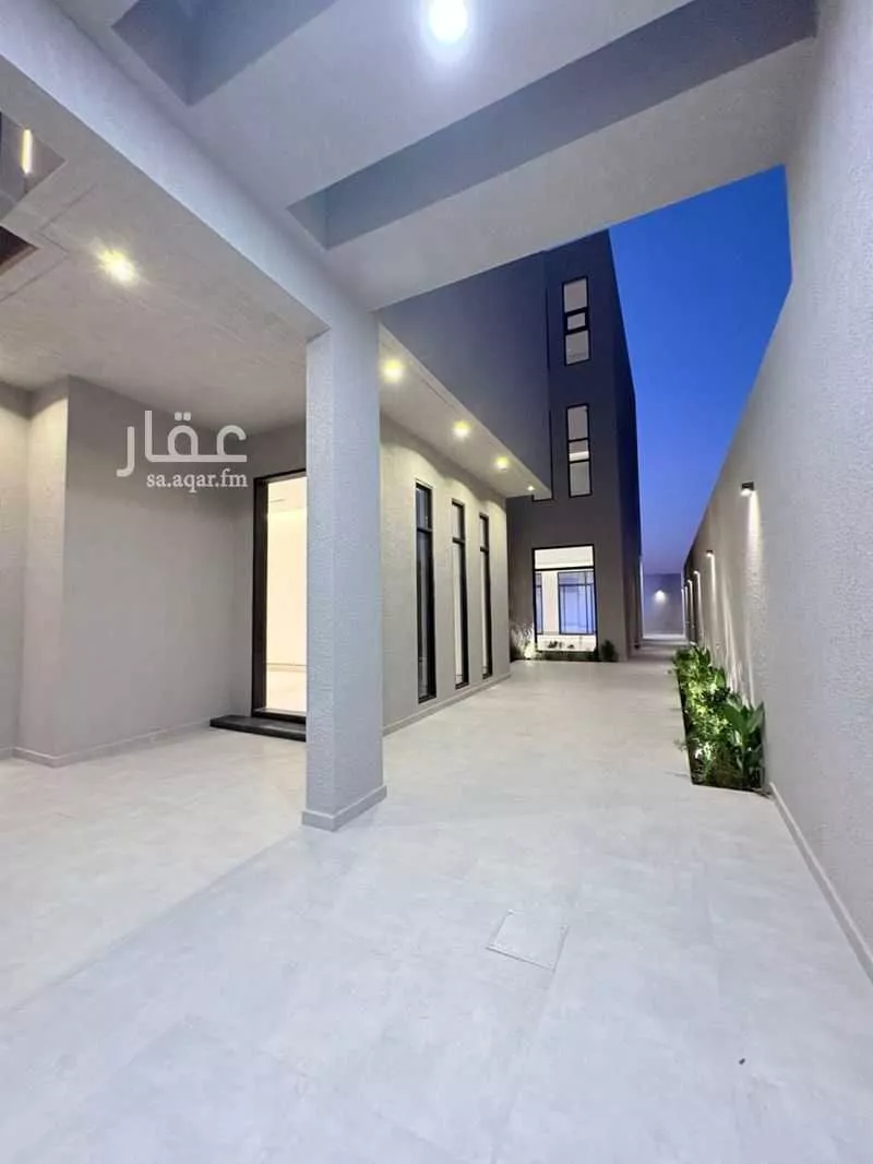 6 bedroom villa in Al Mahdiyyah 2