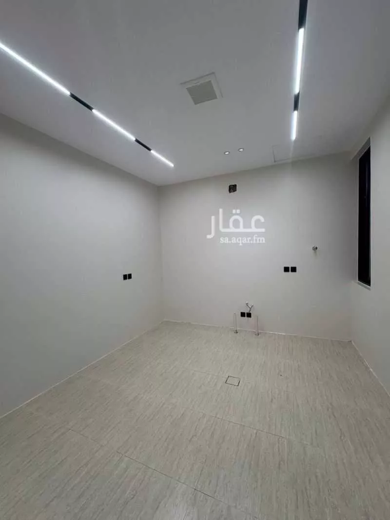 فيلا 6 غرف في المهدية 5